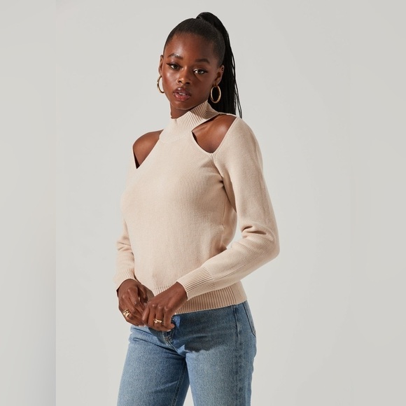 Astr Sweaters - ASTR The Label Hilary Cutout Sweater Medium Sand Ribbed Long Sleeve Top